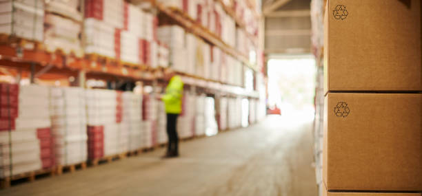 envases biodegradables utilizados en packaging sostenible de alimentos, como dueños de La Cosmopolitana